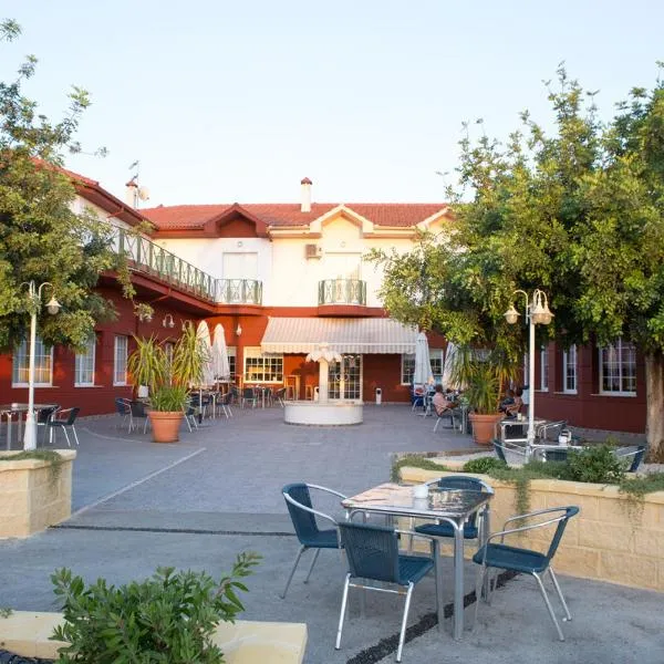 Hotel Mitra Crisálida, hotel u gradu Kabra