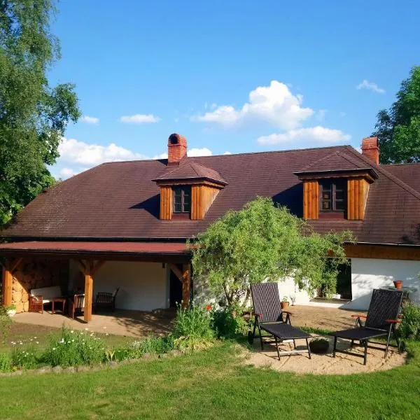 Forest Rustic Apartment Brdy, hotel di Starý Rožmitál