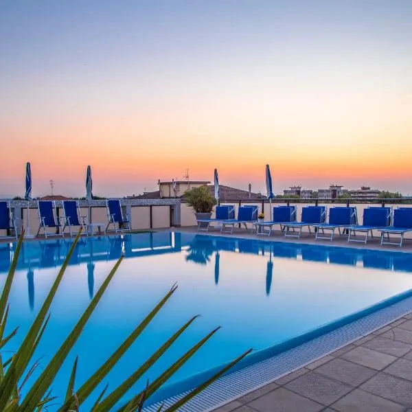 Renzo Hotel, hotel v destinaci Cesenatico