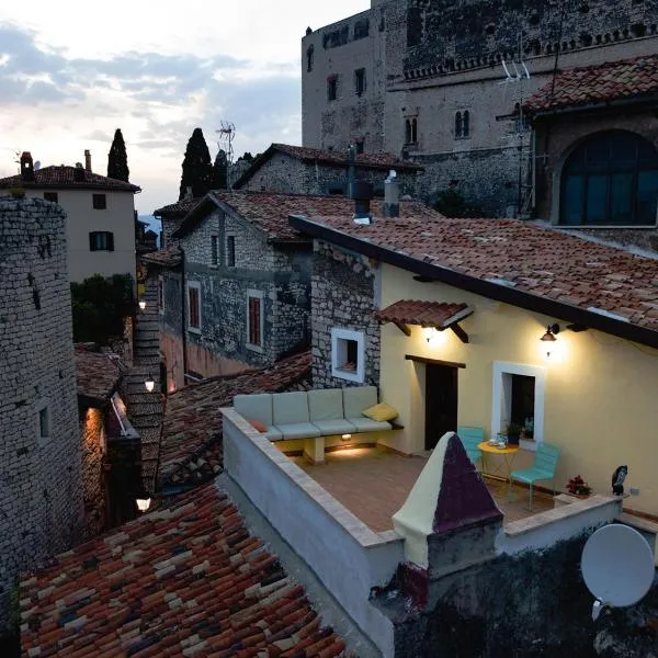 Aurora Medieval House, hotel in Bassiano
