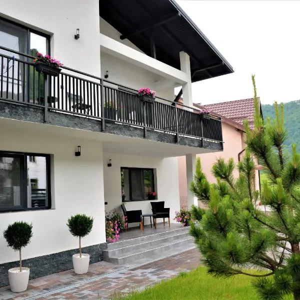 Casa AQUARIUS, готель у місті Кечулата