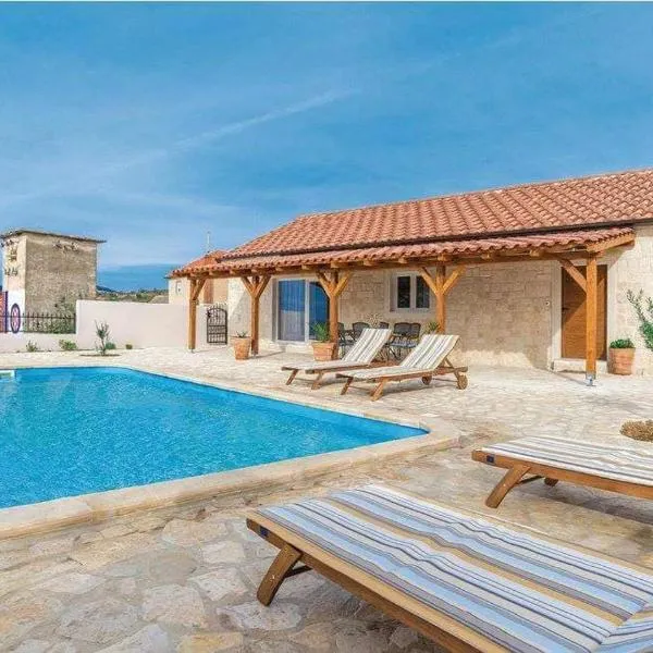 Holiday house Barba - Vrana, hotel v Pakoštane
