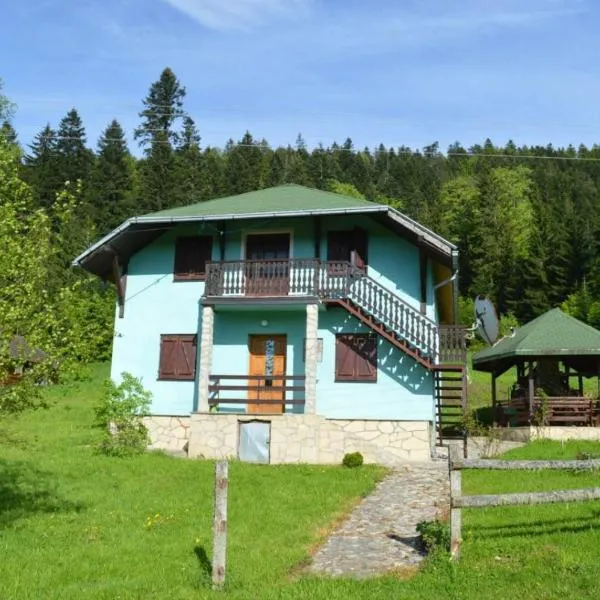 Mystic Forest Hostel, hotel di Zaovine