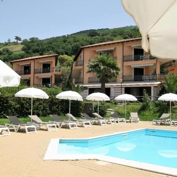 Residence Pietre Bianche ApartHotel, hotel v destinaci Pizzo