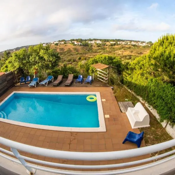Mayla Surf House, hotel v destinaci Aljezur