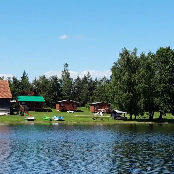 J&L GRADZKIE, hotel en Łękuk Mały