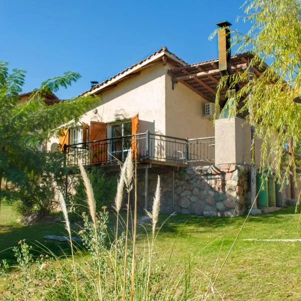 Aguilas de Piedra, hotel in Cacheuta