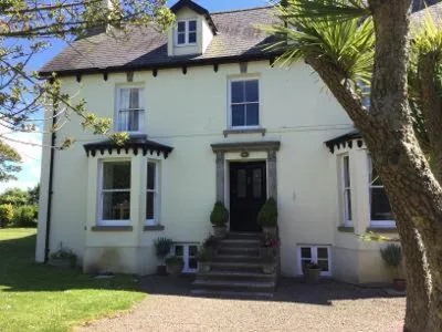 The Burrows Bed and Breakfast, hótel í Pembroke