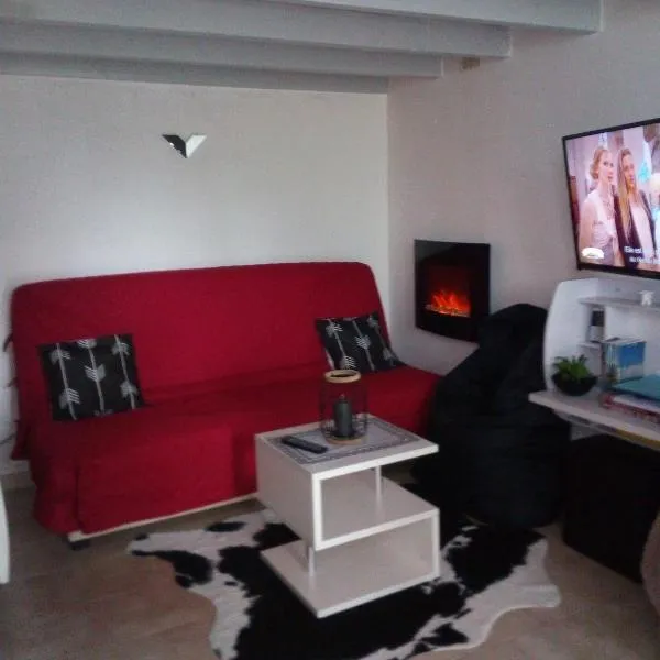 Loft Les Tourelles, hotel v destinaci Andon