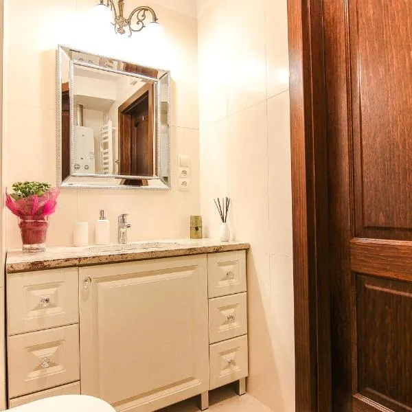 Apartament Elegant Pruszków, hotel in Pruszków