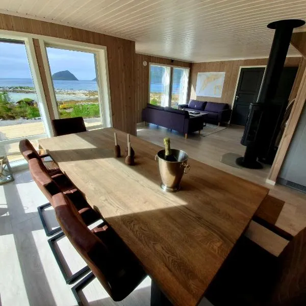 Explorers Cabin Lofoten, hotel en Unstad