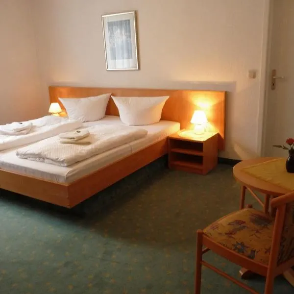 Hotel Garni am Schlosspark, hotel en Wernigerode