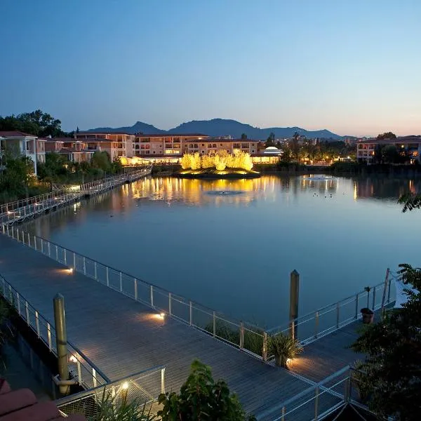 Goélia Mandelieu Riviera Resort, hotel v destinaci Mandelieu-la-Napoule