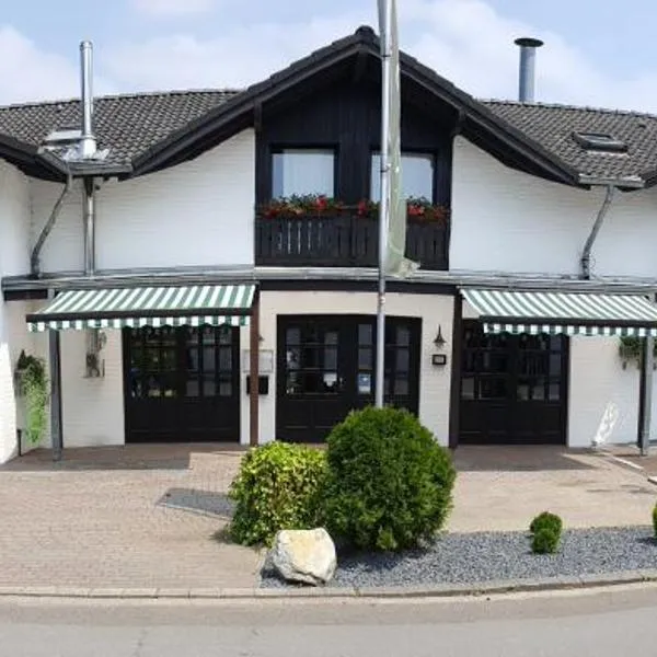 Landhotel Linden am Venekotensee, hotell i Elmpt