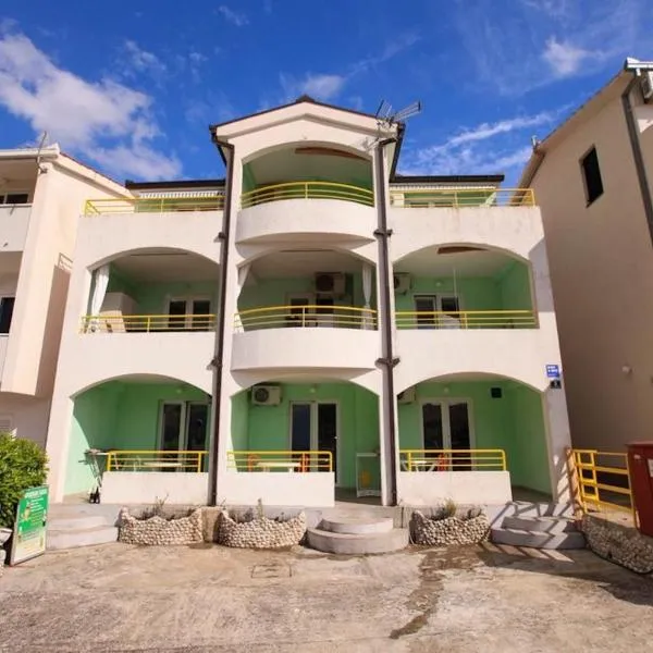 Apartments Natalika, hotel v Podaci