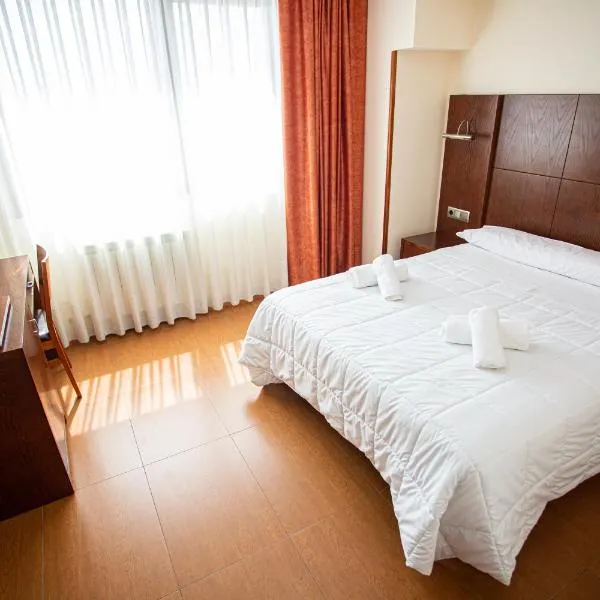 Hotel Villa De Cárcar, hotel in Cárcar