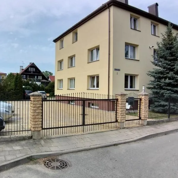 Poilsis Palangoje pas Daivą, hotel in Palanga