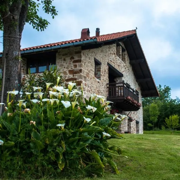 Apartamentos Rurales Larrago, hotelli kohteessa Busturia