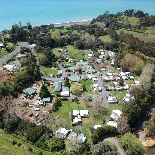 Orere Point Top 10 Holiday Park, hotel in Kaiaua