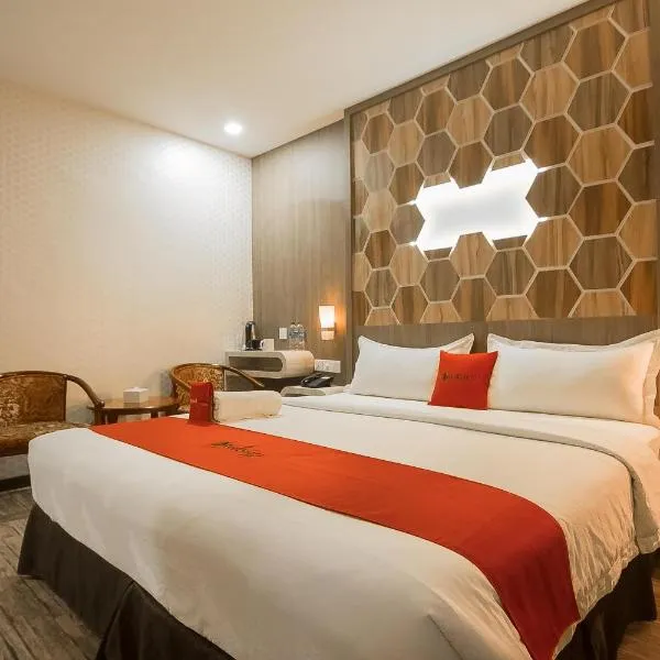 Paragon Nagoya Hotel Batam, hotell i Tanjungriau