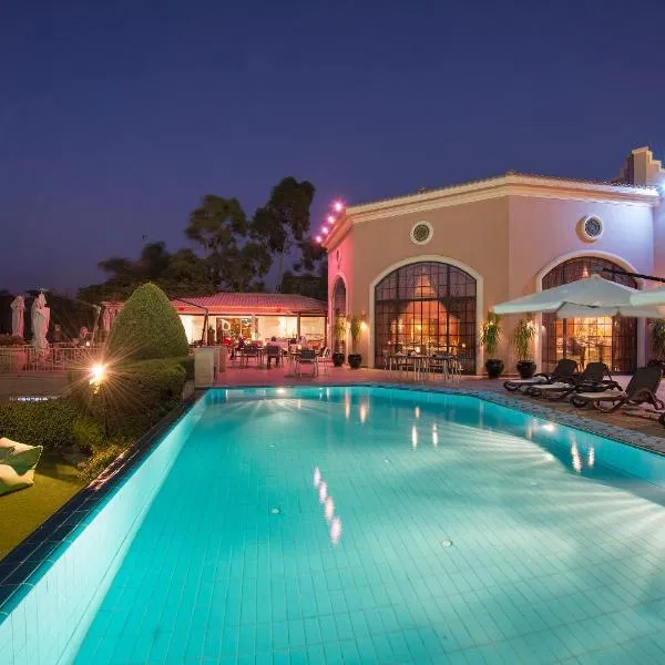 Stella Di Mare Golf Hotel, hotel u gradu 'Al Ḩafāʼir'