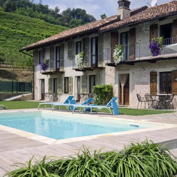 Sul Bric Dei Capalot, Hotel in La Morra