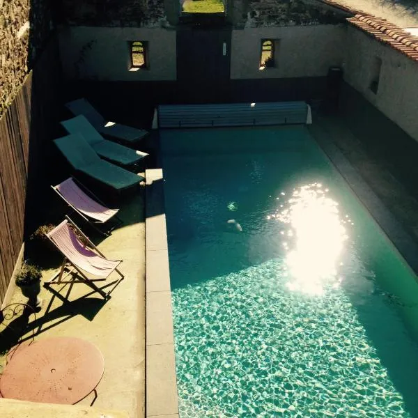 Gites De L'Etang Des Noues, hotel em Cholet