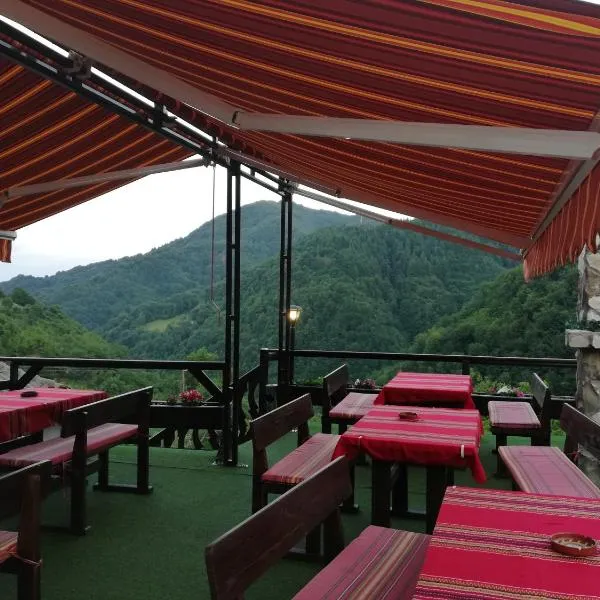 Rodopsko Katche, hotel Alamovciban