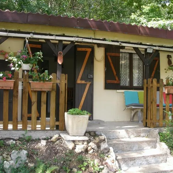 Gîte insolite de L'Escouriou, hotel in Villefranche-Sur-Cher