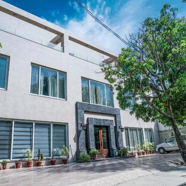 City View Hotel & Restaurant, hotel v destinaci Lahore