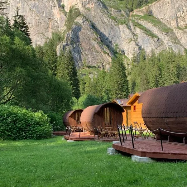 Glamping Suhardul Mic, hotelli kohteessa Lacu Rosu