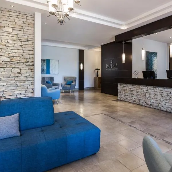 Imperia Hotel & Suites Saint-Eustache, hotel in Laval-Ouest