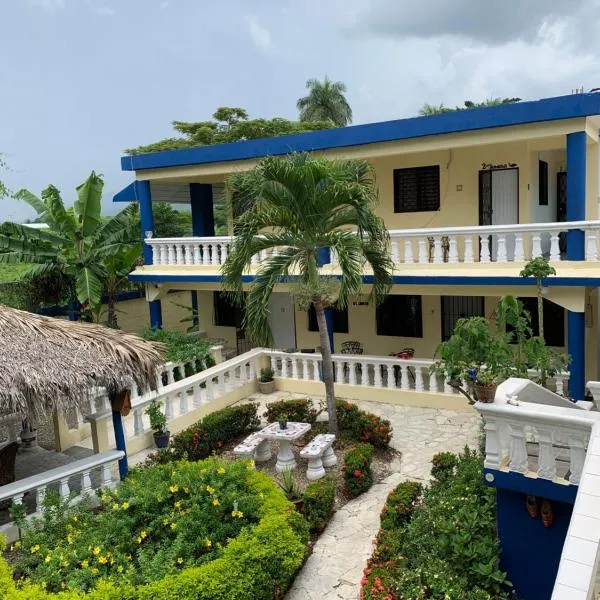 Sana El Jardin Secreto, hotel in Hato Mayor