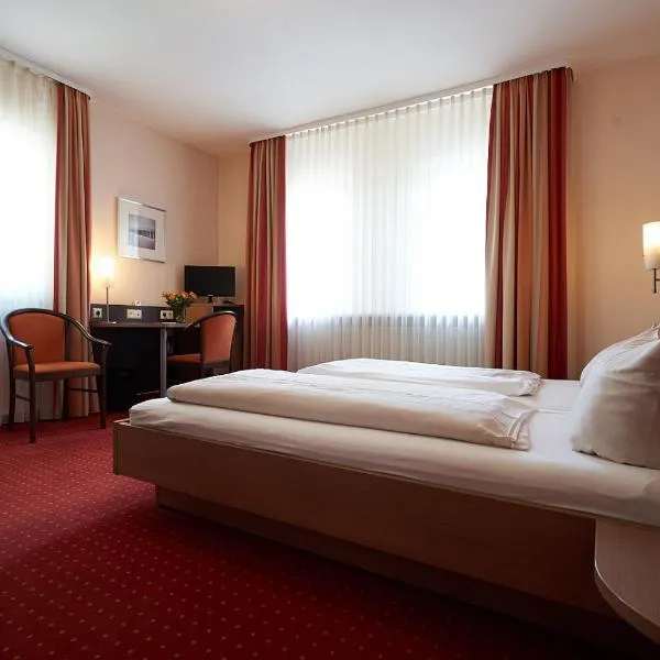 Hotel Gasthof König Karl, готель у місті Фройденштадт