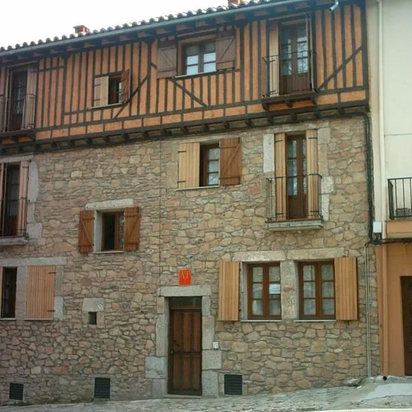 Apartamentos Anita, hotel in El Maillo