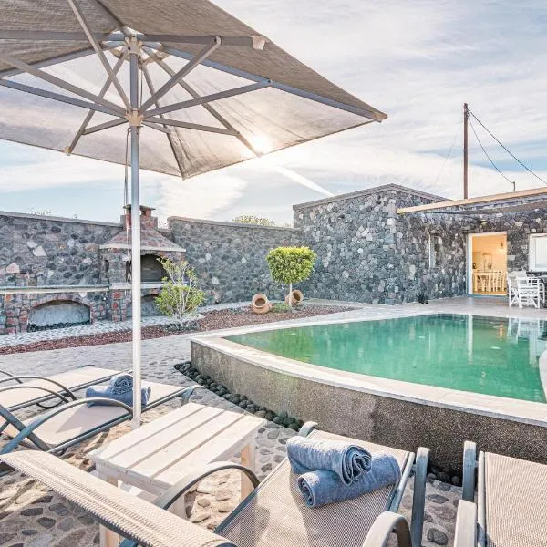 Klimata House - Private Jacuzzi Pool & BBQ Villa, hotel in Vlychada