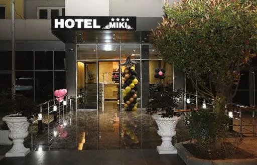 Hotel Miki, отель в Дурресе