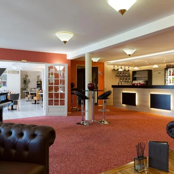 Logis Hotel Altina, hotel din Pacy-sur-Eure