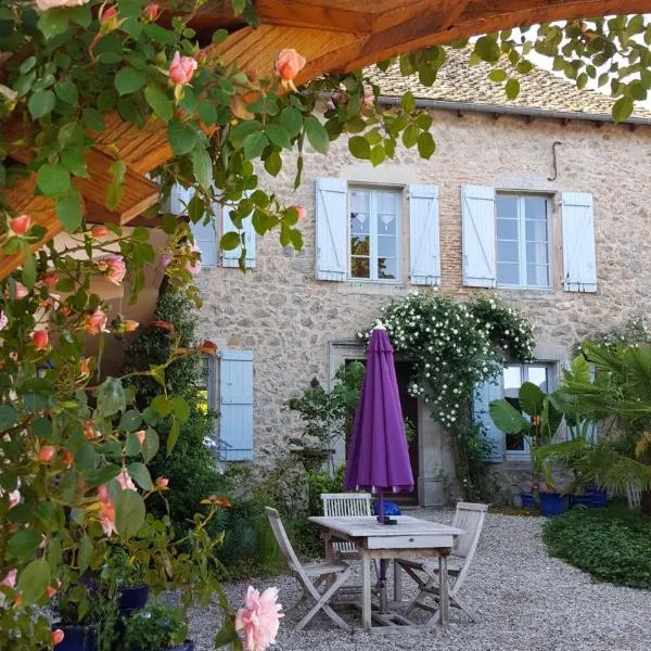 Chambres d’hôtes du Presbytère, hotel v destinaci La Bastide-lʼÉvêque