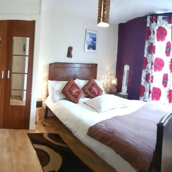 Modern aparment by Brick Lane, London, hotel em Londres