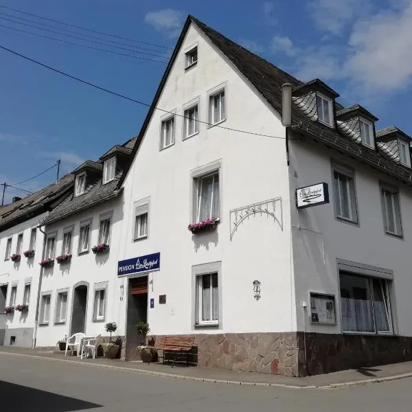 Pension am Lieserpfad, hotelli kohteessa Deudesfeld