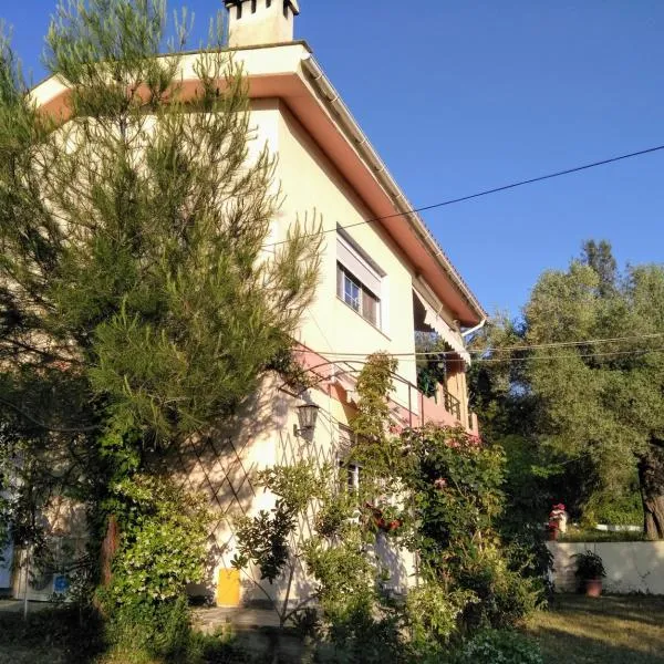 Possidi family house, khách sạn ở Kalandra