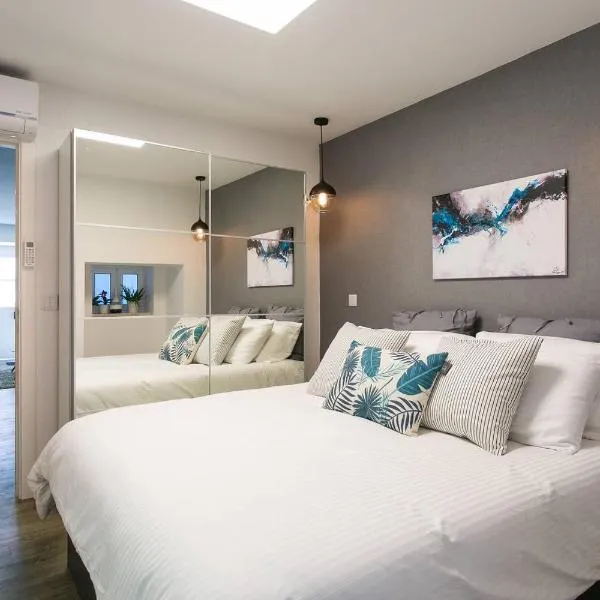 The Rose of Bairro Alto