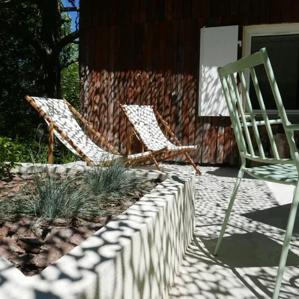 Un chalet au Ventoux - Mont Serein, Hotel in Mont Serein