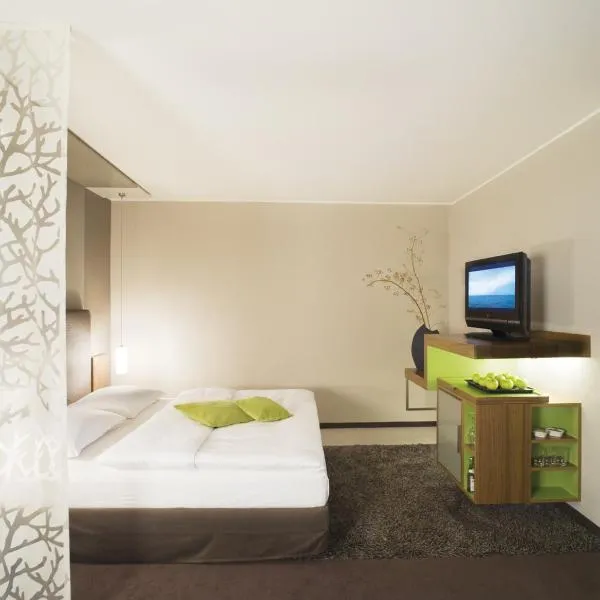 Mövenpick Hotel München Airport - photo 2