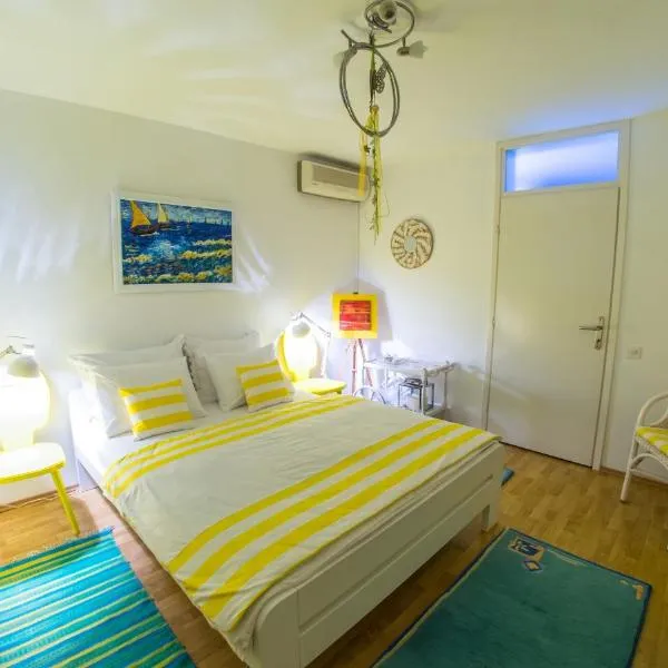 Yellow Lily Mostar Apartman，莫斯塔爾的飯店