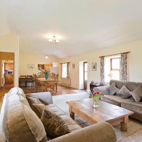 The Bunker Cottage, Baltray, hotel v destinaci Drogheda