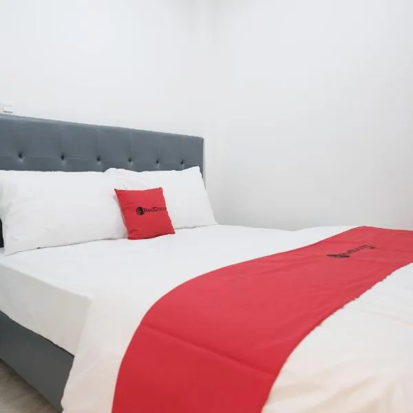 RedDoorz near Taman Palem, hotel in Jakarta
