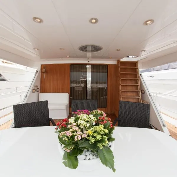 Vita Nauta Boat & Breakfast, hotel a Gaeta