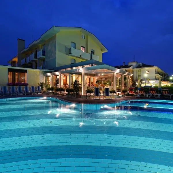 Junior Family Hotel, hotel v destinaci Cavallino-Treporti